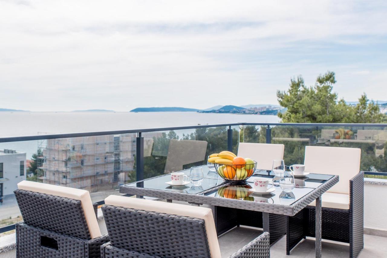Lion'S Beach Starlight Apartment Podstrana Kültér fotó