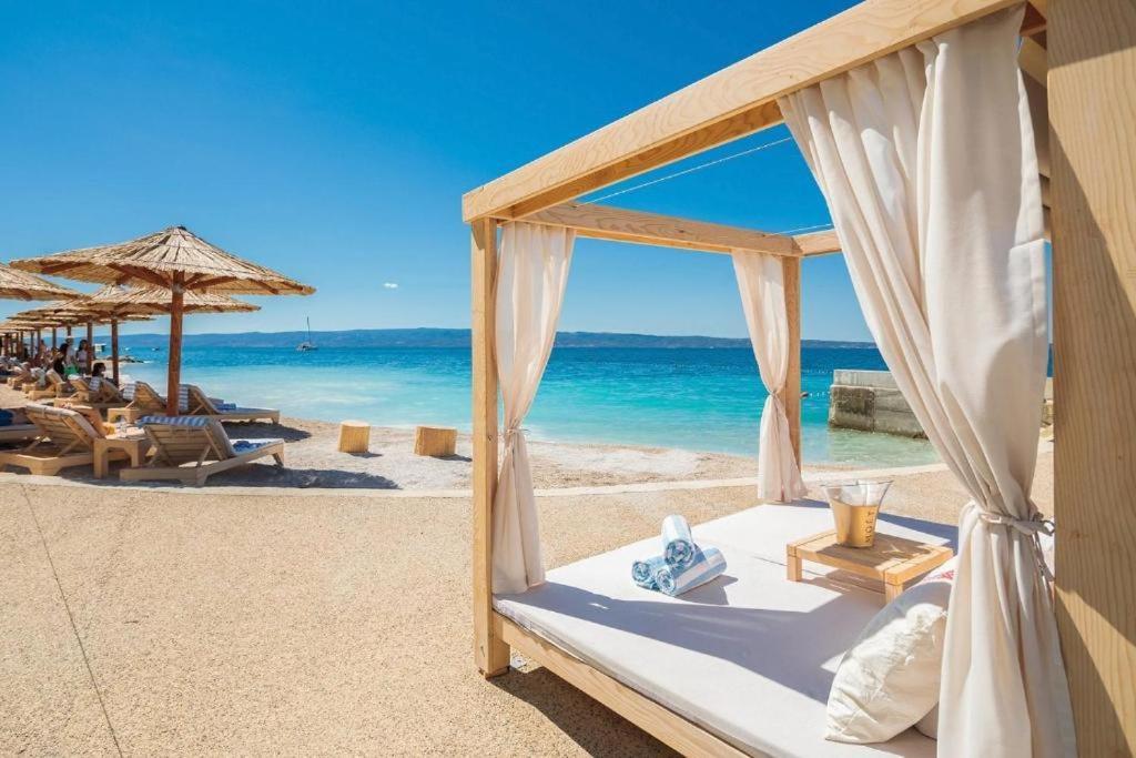 Lion'S Beach Starlight Apartment Podstrana Kültér fotó