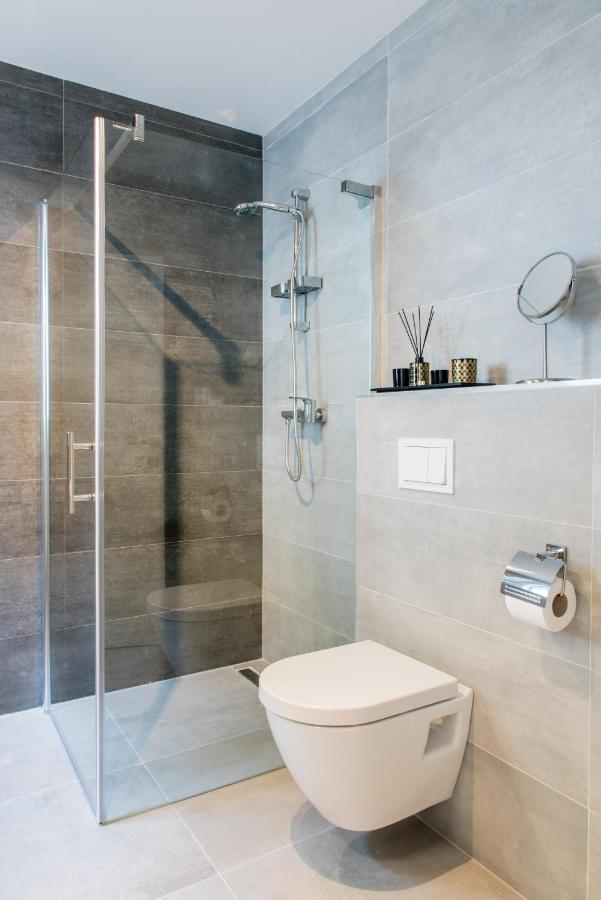 Lion'S Beach Starlight Apartment Podstrana Kültér fotó